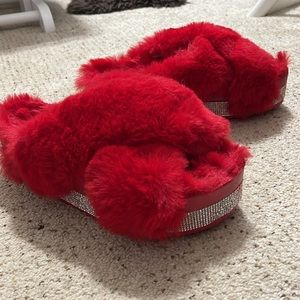 NEW glitter sparkle red fluffy platform Ugg sliders
